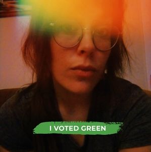 Meet your Posher, Liz